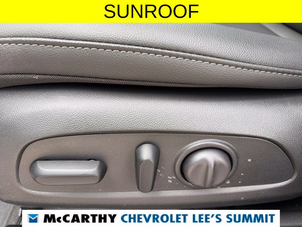 Used 2025 Chevrolet Trax ACTIV w/ Sunroof Package FWD image 44