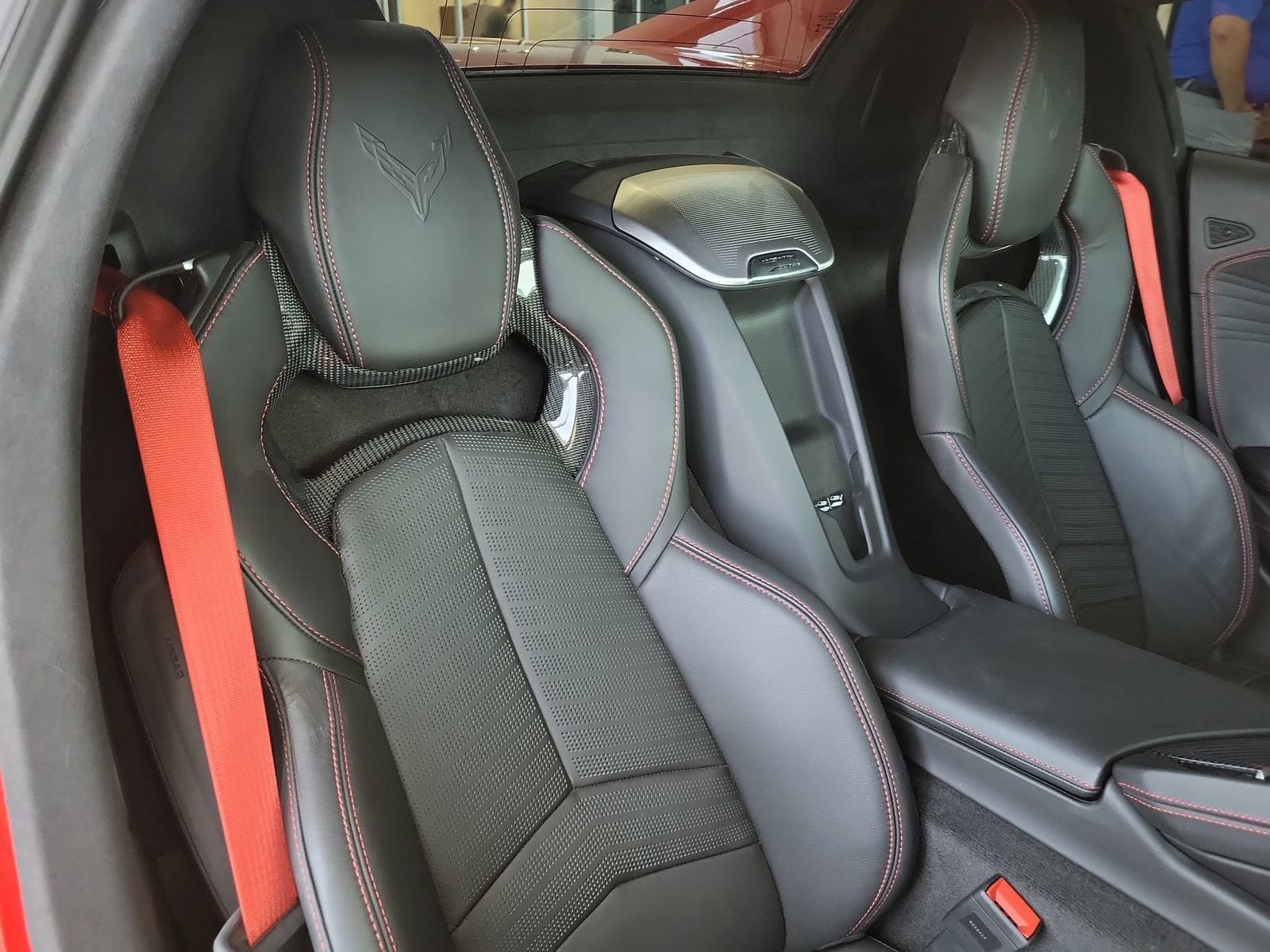 Used 2024 Chevrolet Corvette Z06 RWD image 25