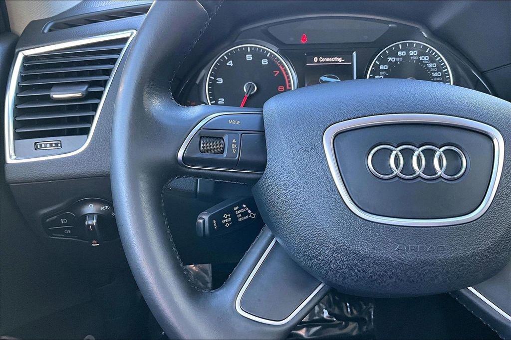 Used 2016 Audi Q5 2.0T Premium Plus w/ Technology Package image 24