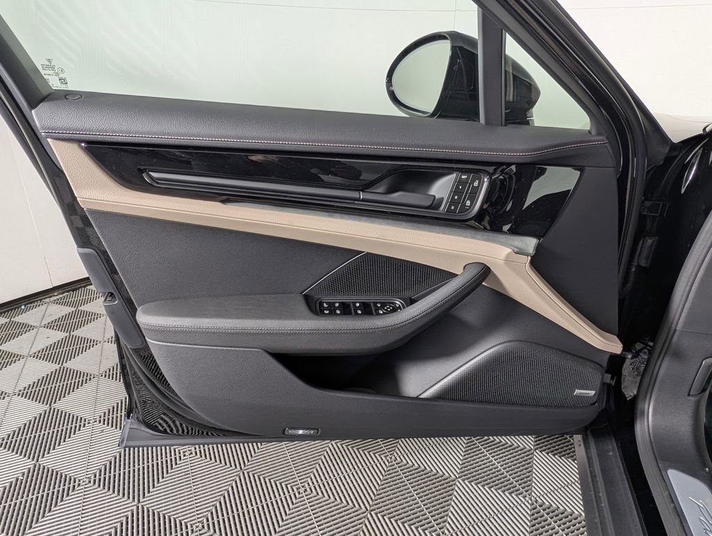 New 2026 Porsche Panamera 4 image 25