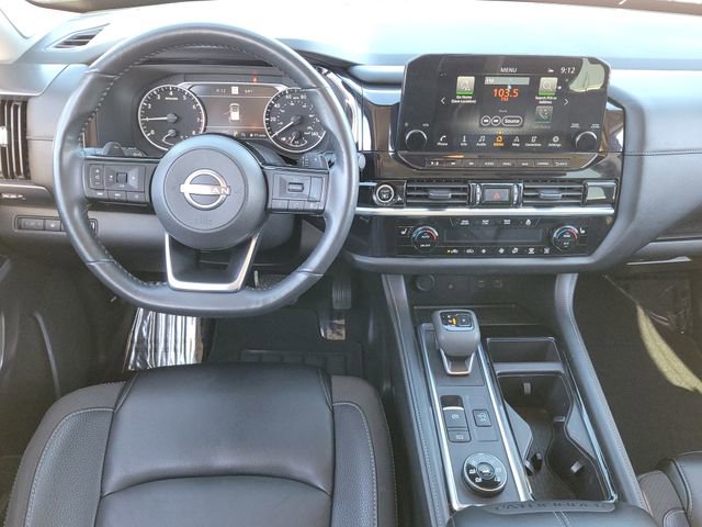 Used 2023 Nissan Pathfinder SL w/ SL Premium Package AWD/4WD image 10