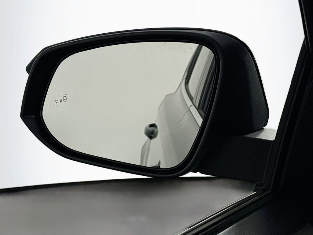 Used 2018 Toyota RAV4 XLE image 40