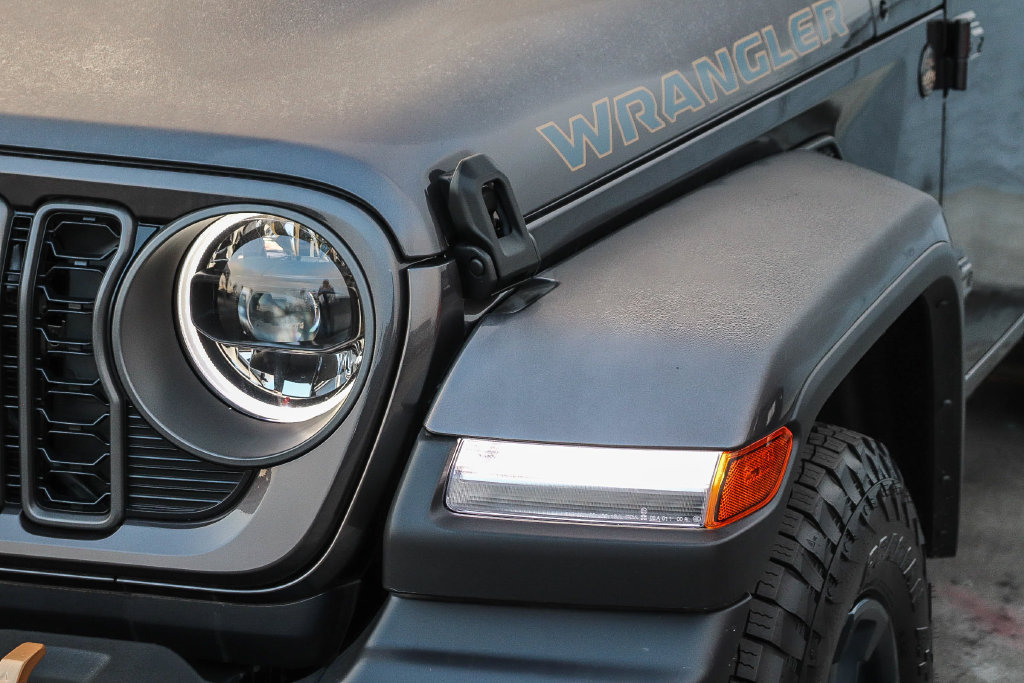 New 2026 Jeep Wrangler Unlimited Sport AWD/4WD image 5