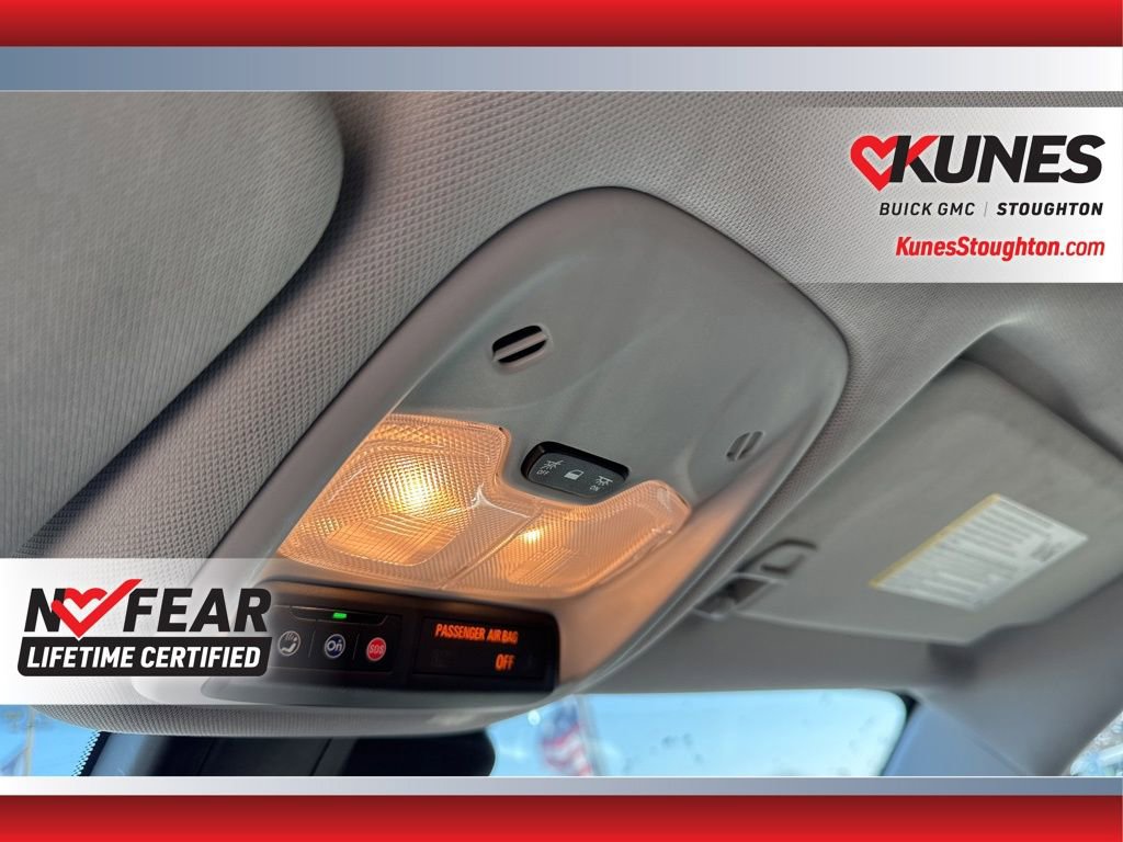 Used 2025 Chevrolet TrailBlazer LT w/ Driver Confidence Package image 34