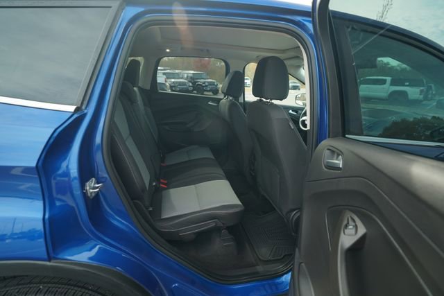 Used 2017 Ford Escape SE w/ SE Cold Weather Package image 23