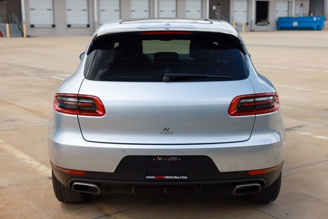 Used 2017 Porsche Macan AWD/4WD image 12
