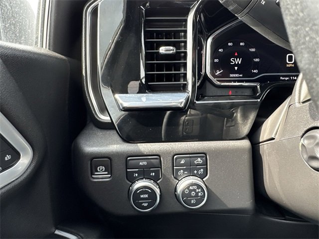 Used 2022 GMC Sierra 1500 SLT image 19