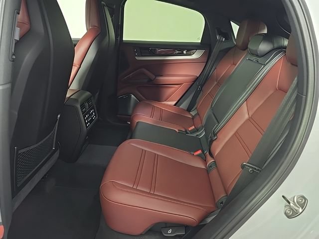 New 2025 Porsche Cayenne S AWD/4WD image 15