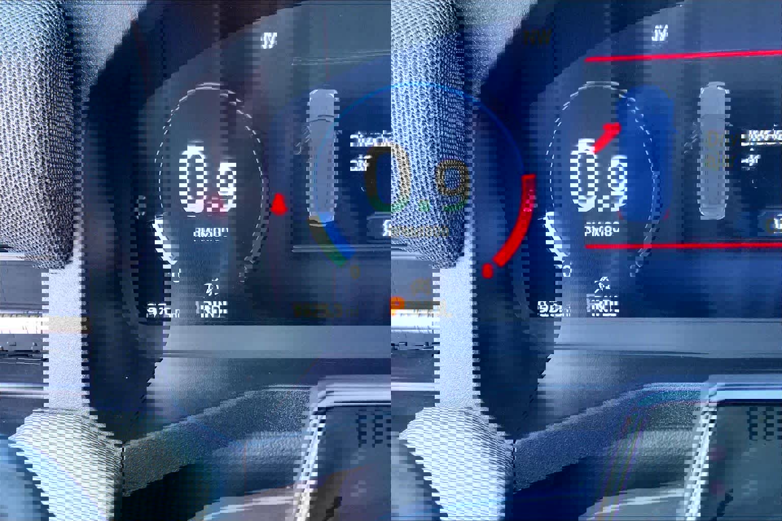 Used 2025 Ford Explorer ST-Line w/ ST-Line Street Pack image 22