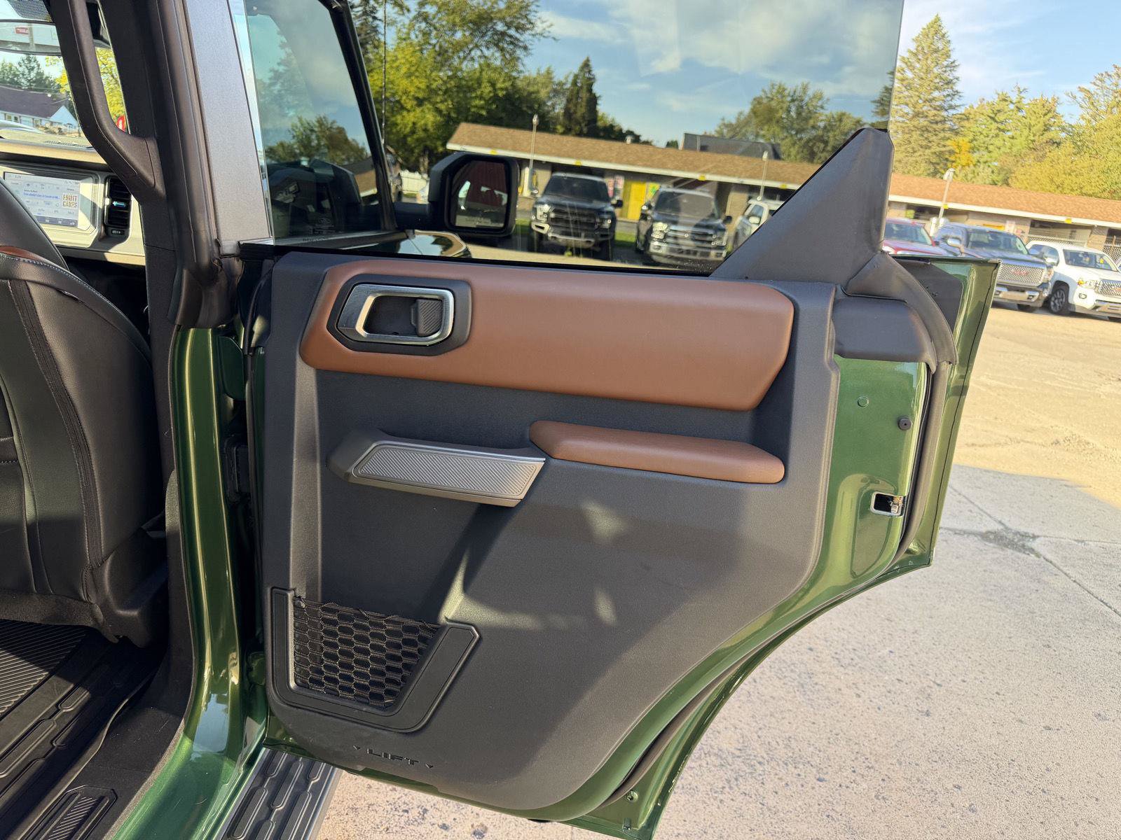 Used 2023 Ford Bronco Outer Banks AWD/4WD image 28