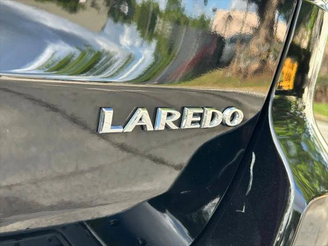 Certified 2022 Jeep Grand Cherokee Laredo E RWD image 32