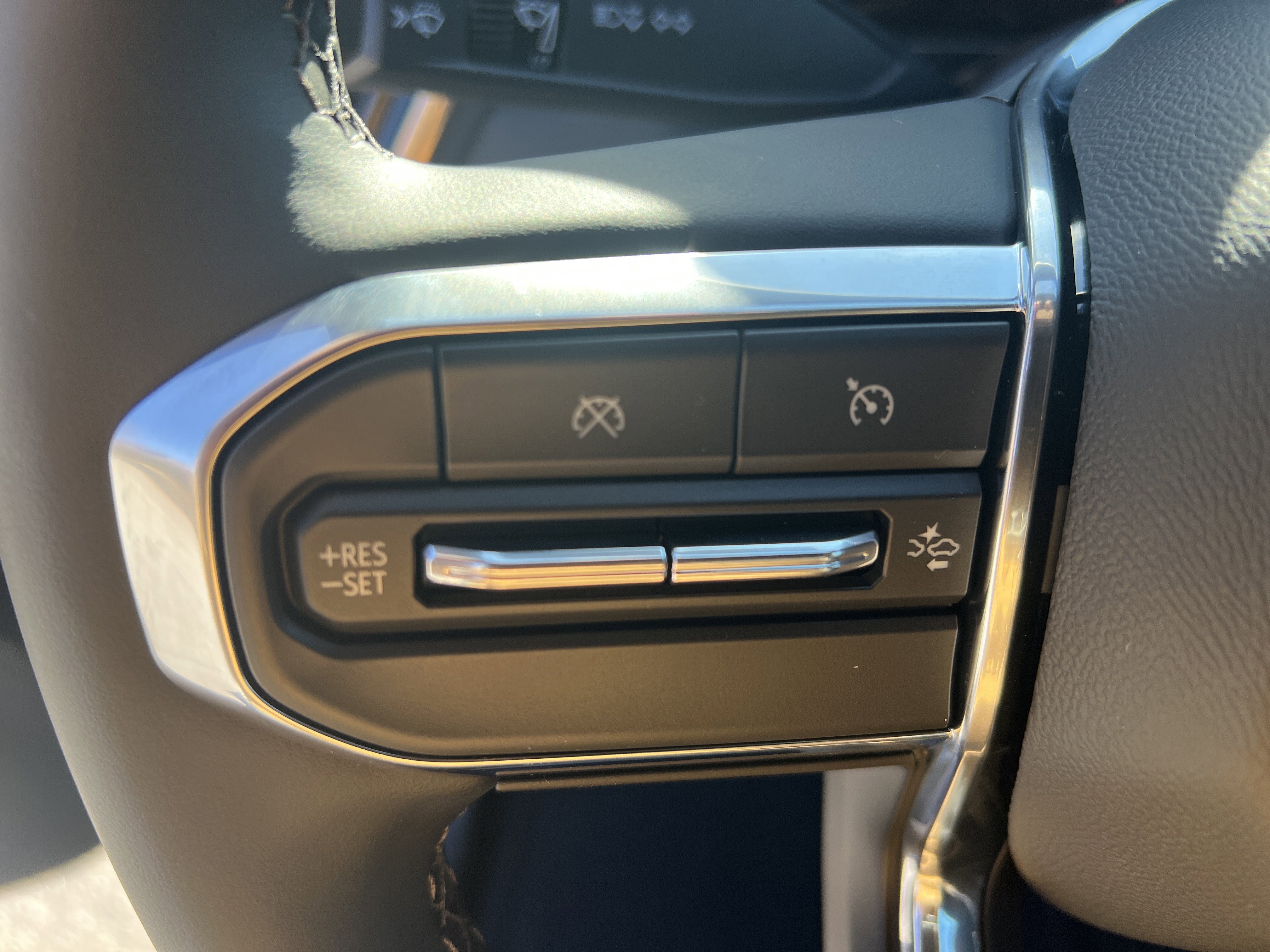 New 2026 GMC Canyon Elevation w/ Convenience Package image 30