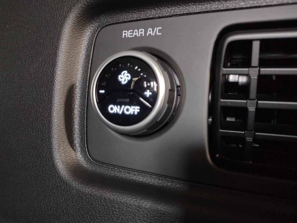 New 2026 Hyundai Santa Fe Limited AWD/4WD image 18