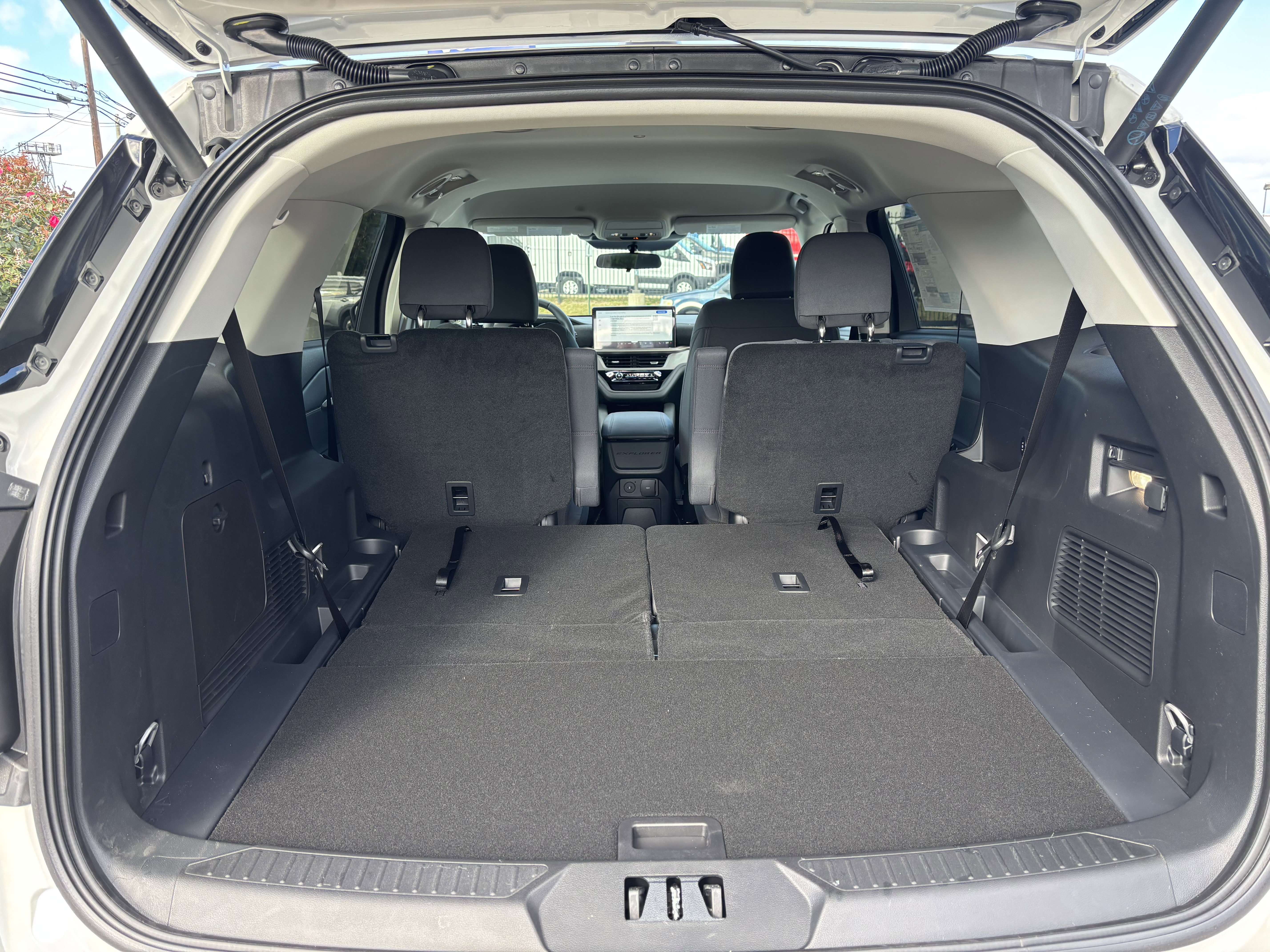 New 2026 Ford Explorer Active image 11