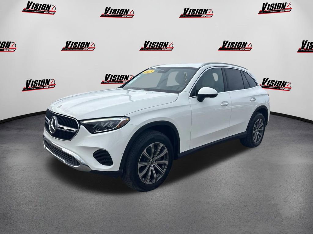 Used 2023 Mercedes-Benz GLC 300 image 1
