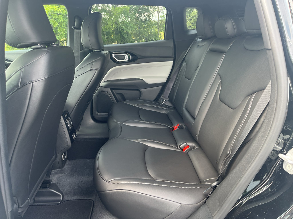 New 2026 Jeep Compass Limited AWD/4WD image 15