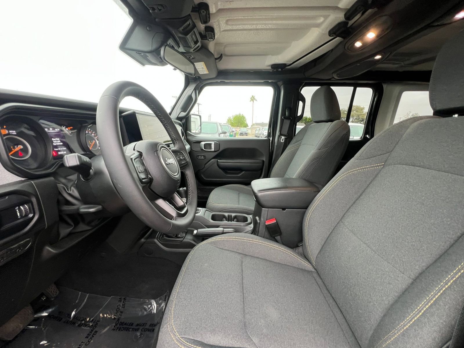 Used 2025 Jeep Wrangler Sport S image 27