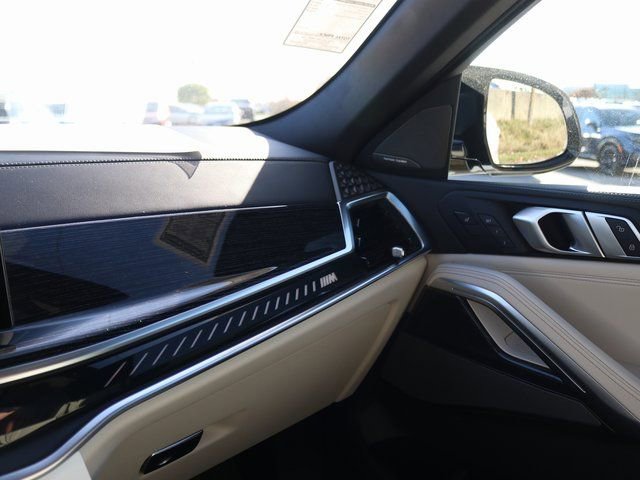 New 2026 BMW X6 M60i image 24