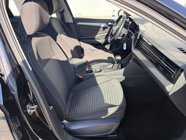 Used 2025 Volkswagen Jetta S FWD image 25