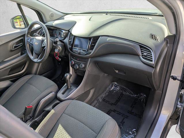 Used 2022 Chevrolet Trax LS w/ Tint and Cruise Package image 20