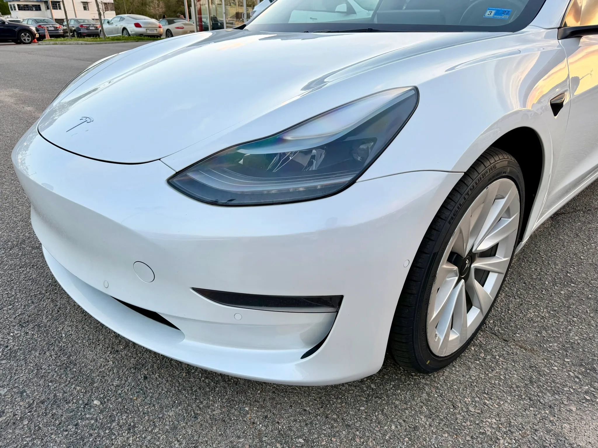 Used 2022 Tesla Model 3 Standard Range image 11