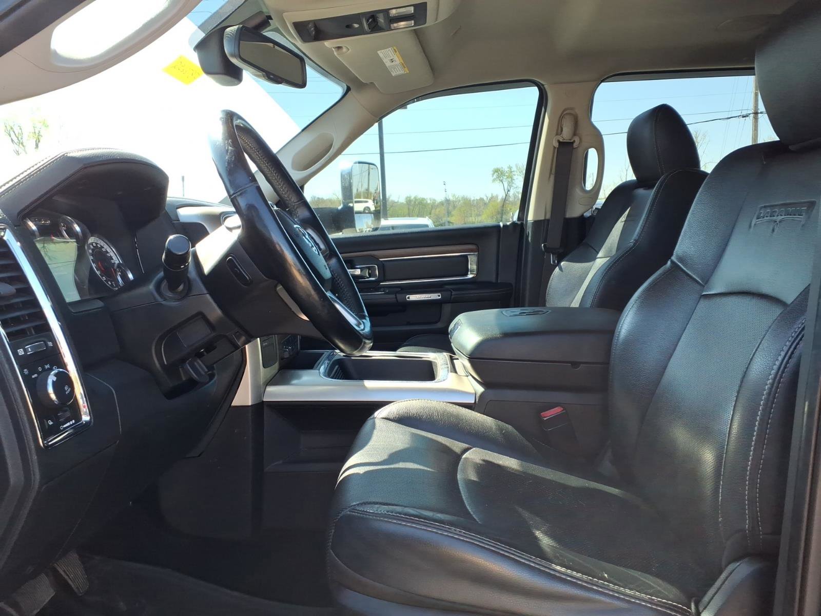 Used 2017 RAM 2500 Laramie AWD/4WD image 23