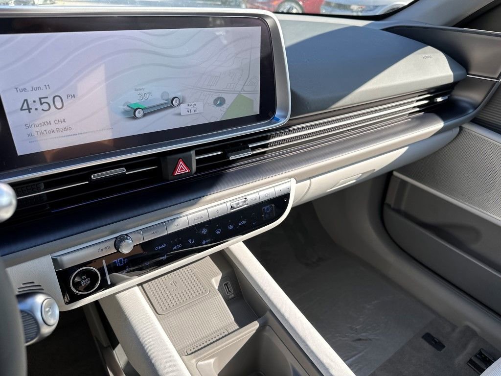 New 2024 Hyundai Ioniq 6 SEL image 25