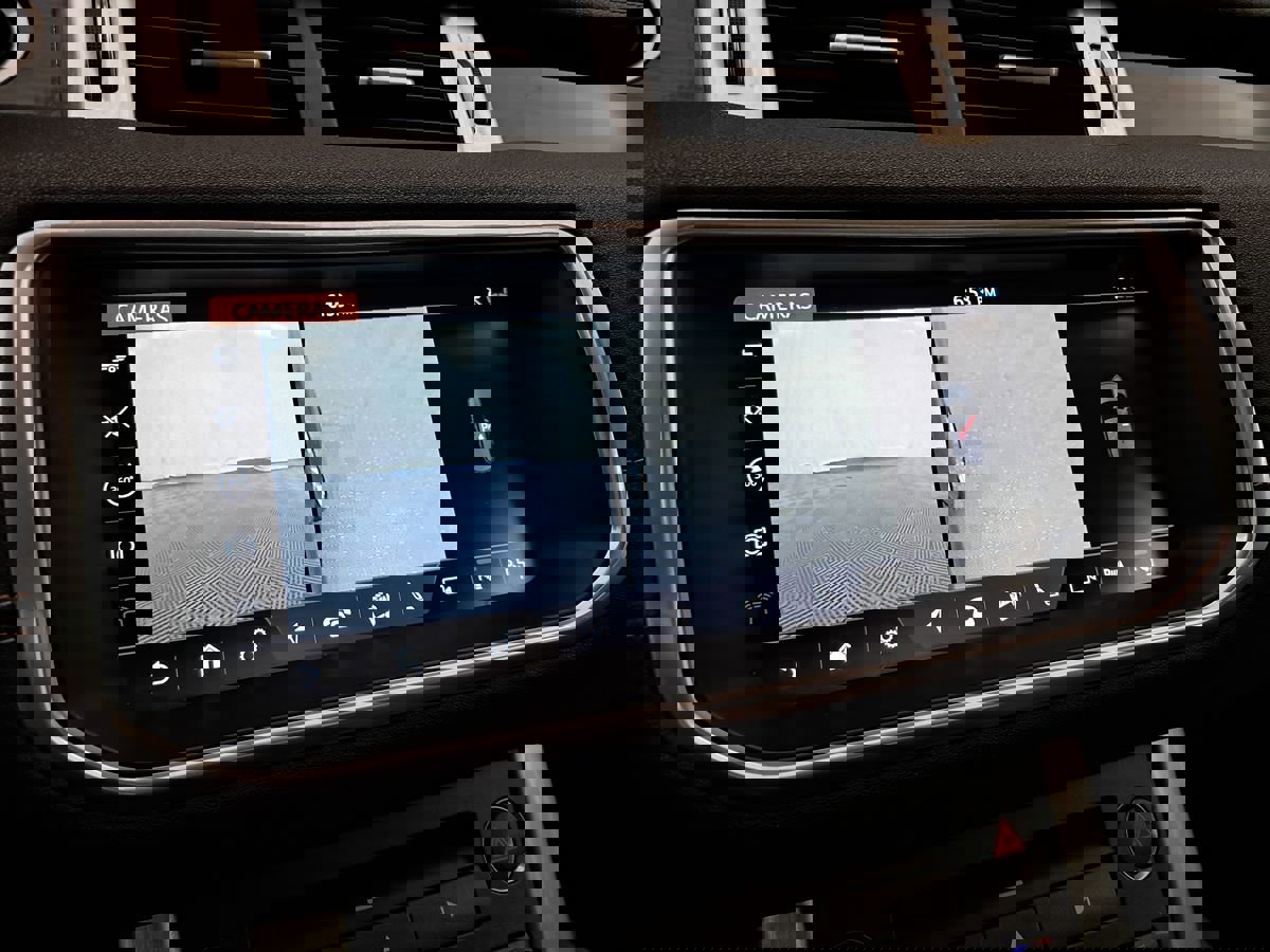 Used 2017 Land Rover Range Rover Evoque HSE Dynamic image 24