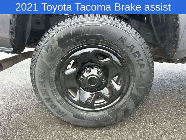 Used 2021 Toyota Tacoma SR AWD/4WD image 18