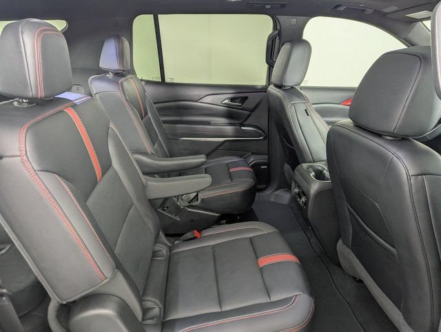 Used 2024 Chevrolet Traverse RS AWD/4WD image 22