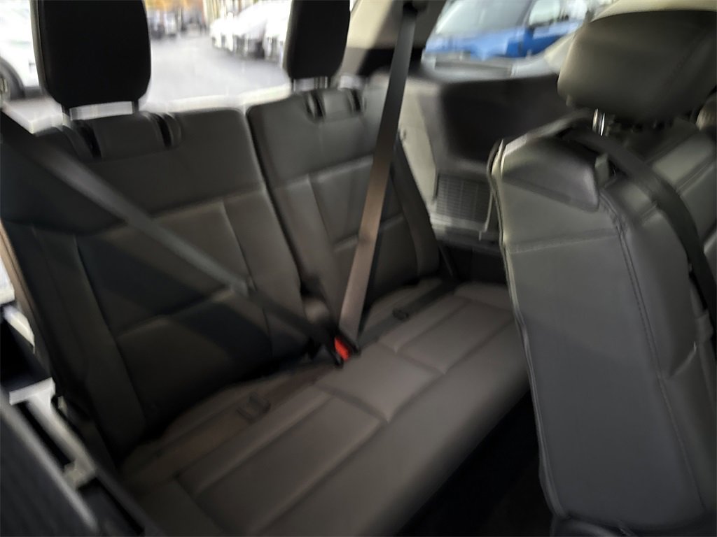 Used 2025 Ford Explorer Active w/ Active Comfort Package image 30