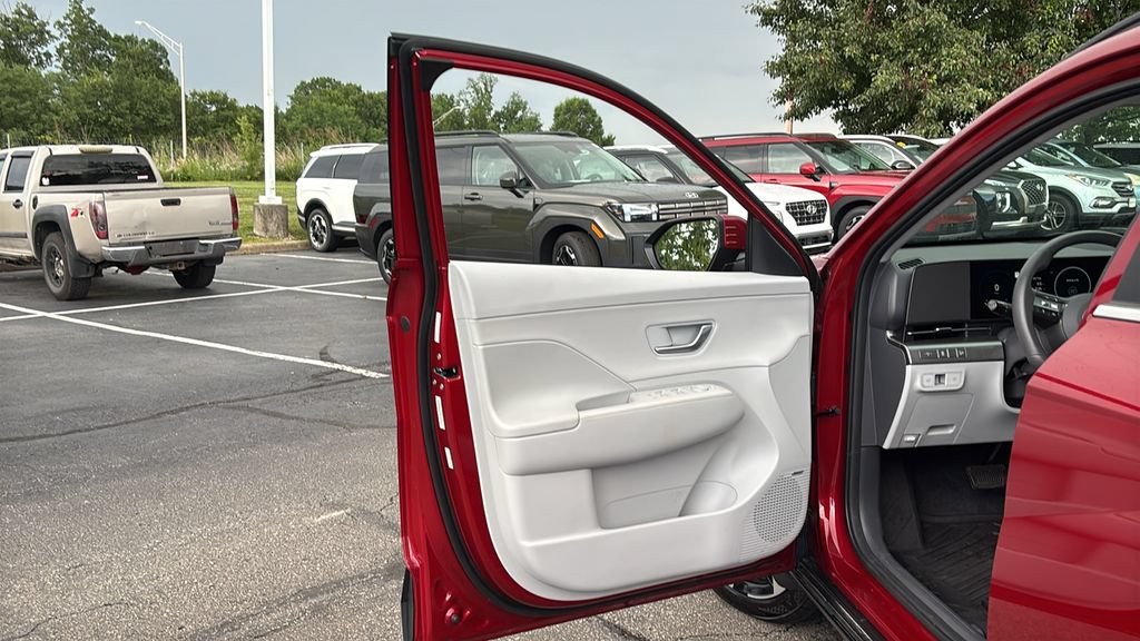 Used 2024 Hyundai Kona Limited AWD/4WD image 11