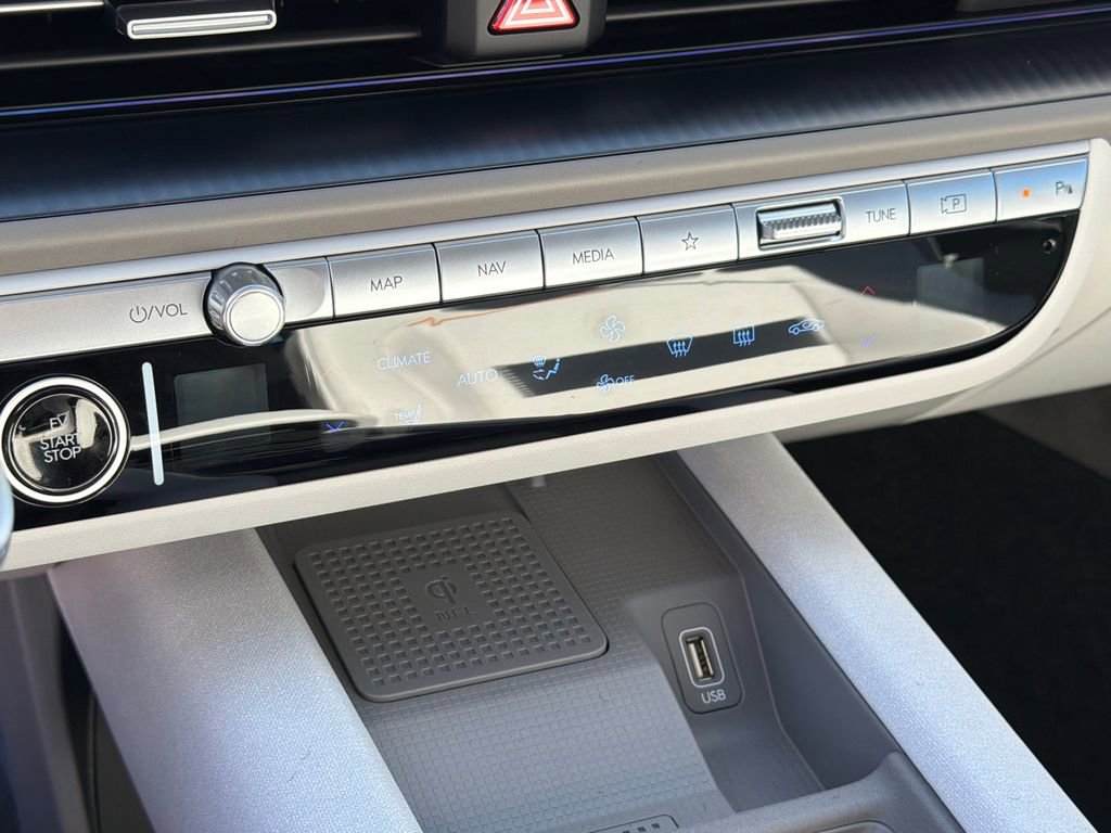 New 2025 Hyundai Ioniq 6 SEL RWD image 20