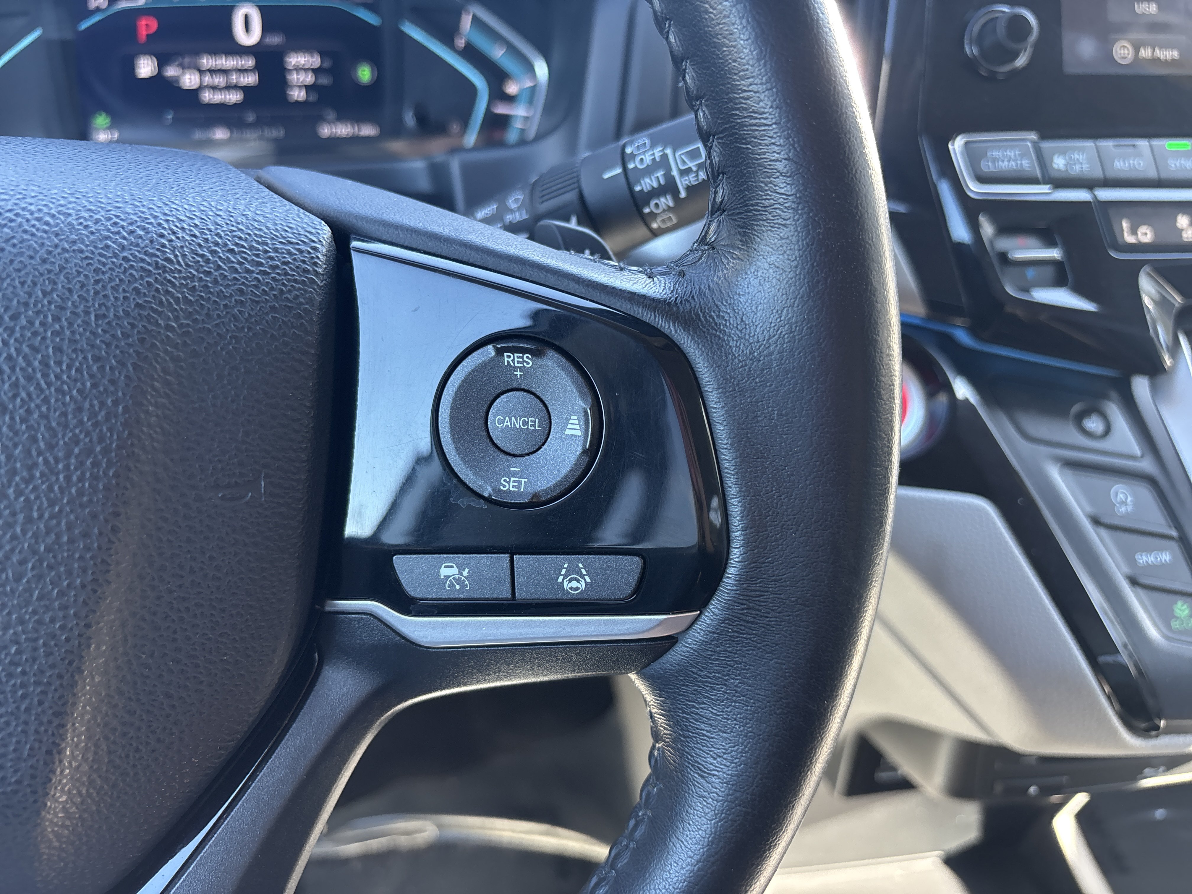 Used 2023 Honda Odyssey Touring image 32