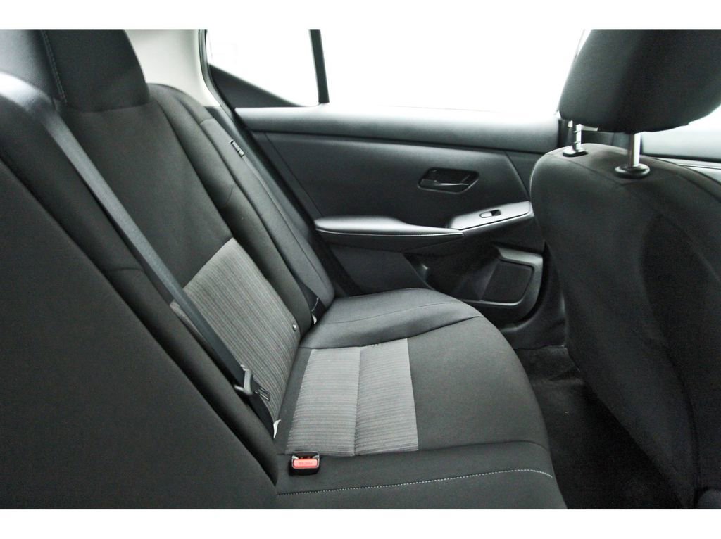 Certified 2025 Nissan Sentra SV w/ All-Weather Package image 9