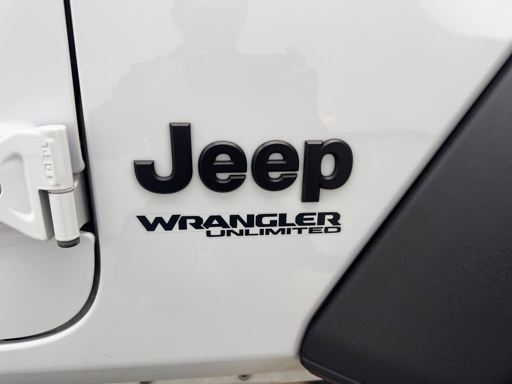 Used 2022 Jeep Wrangler Unlimited Sport image 23
