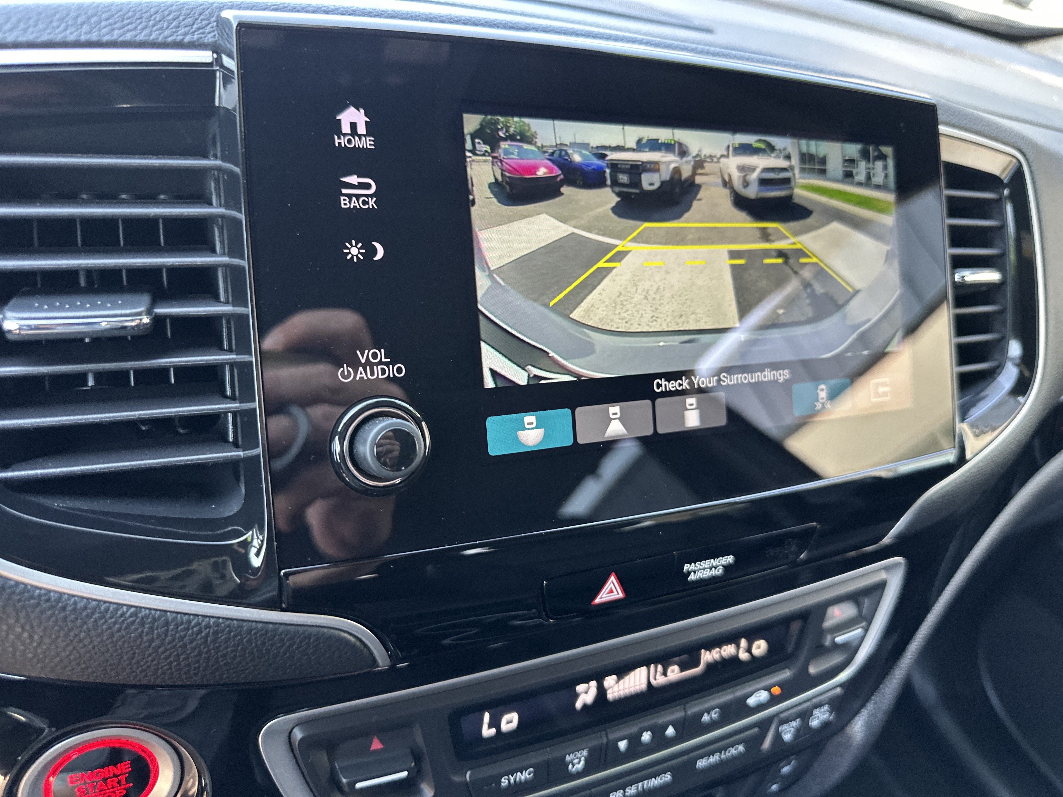 Used 2025 Honda Passport Black Edition image 18