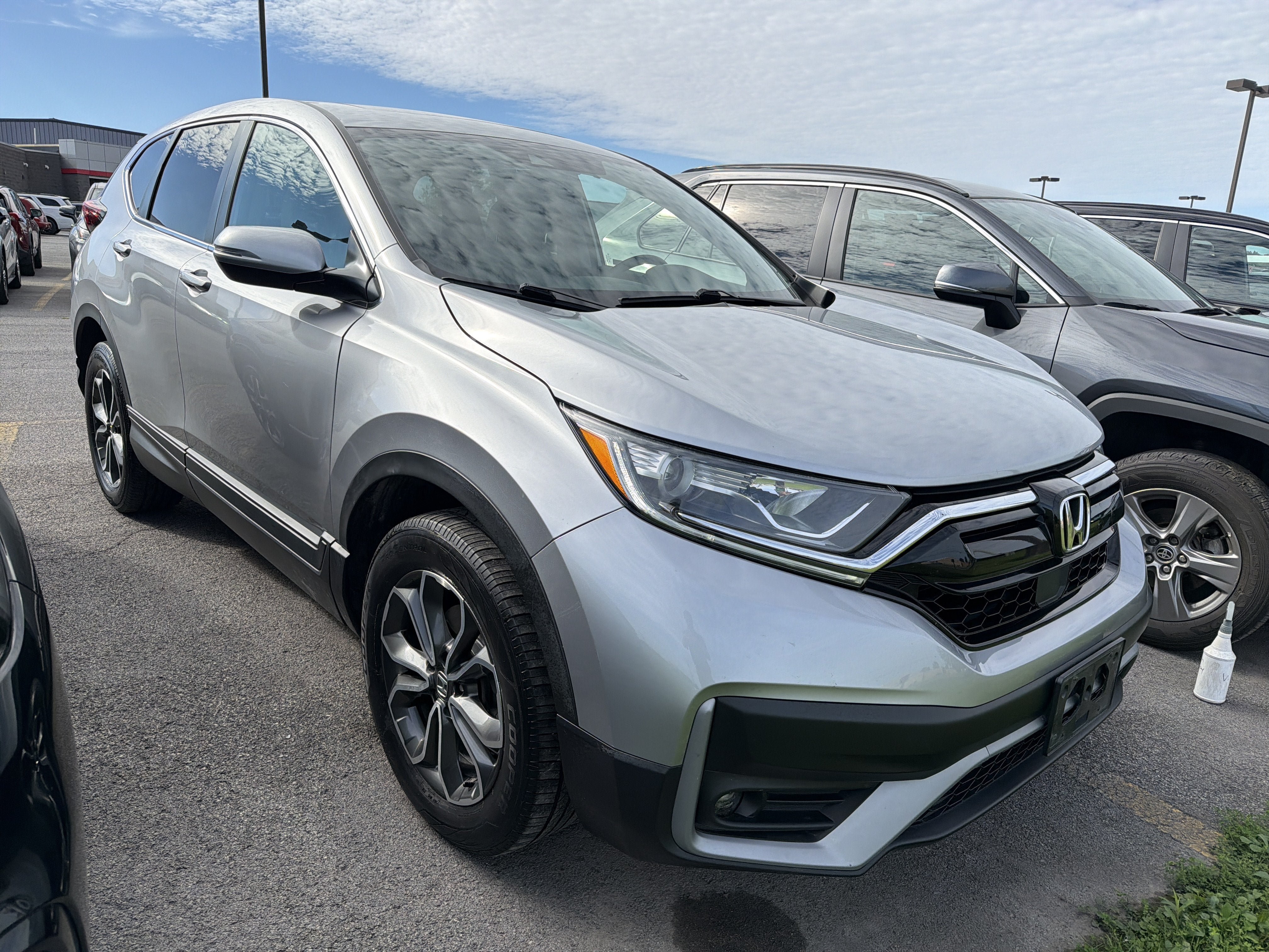 Used 2022 Honda CR-V EX-L image 2