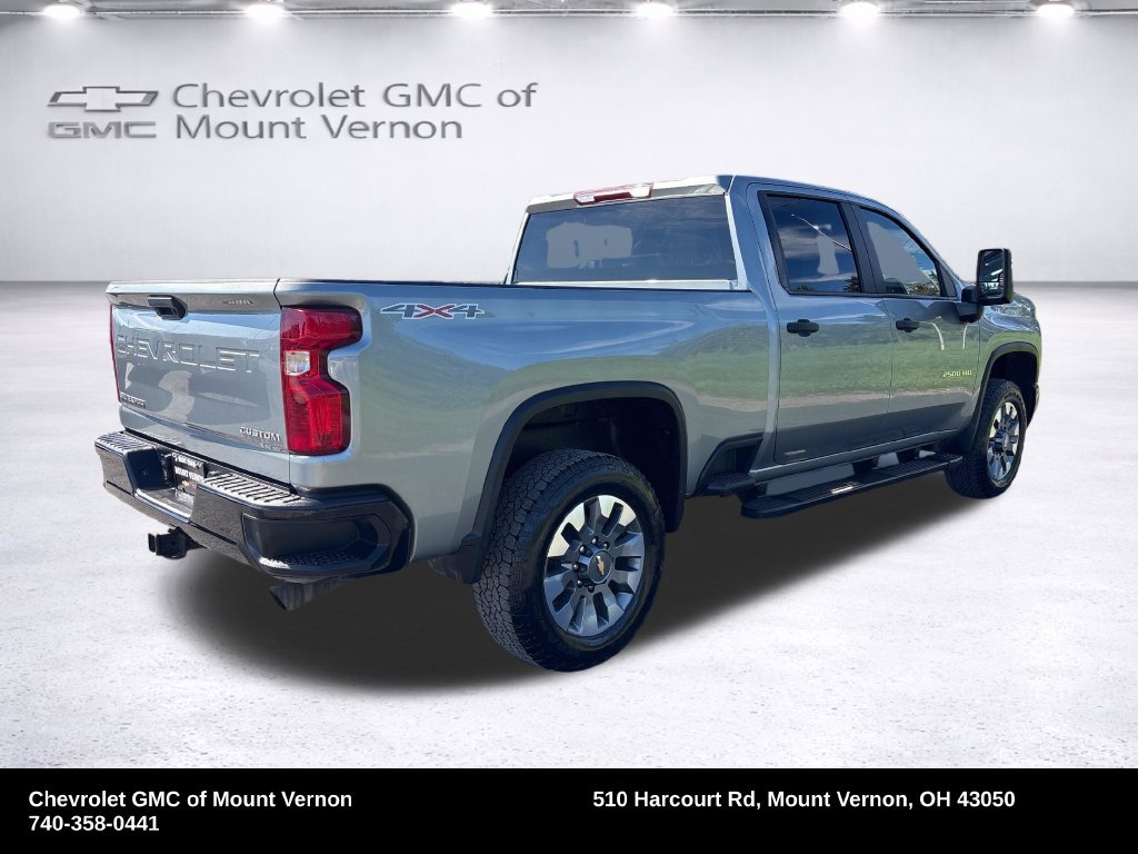 Used 2024 Chevrolet Silverado 2500 Custom AWD/4WD image 5
