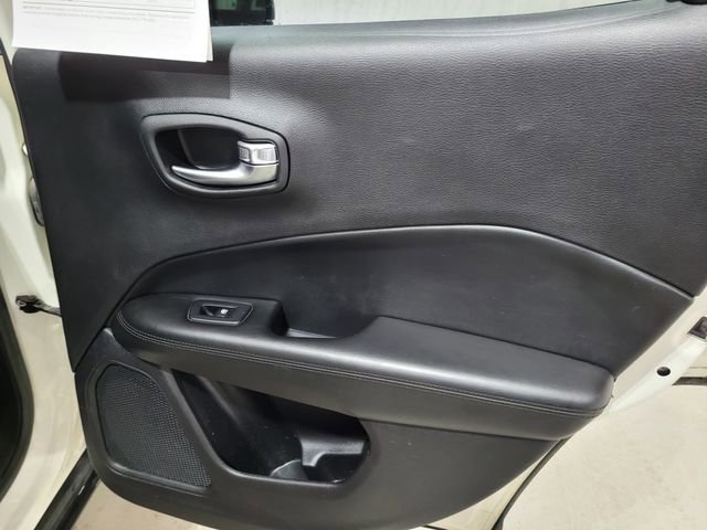Used 2019 Jeep Compass Altitude image 48