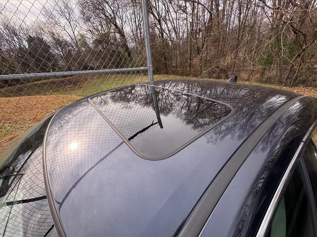 Used 2018 Honda Civic EX image 9