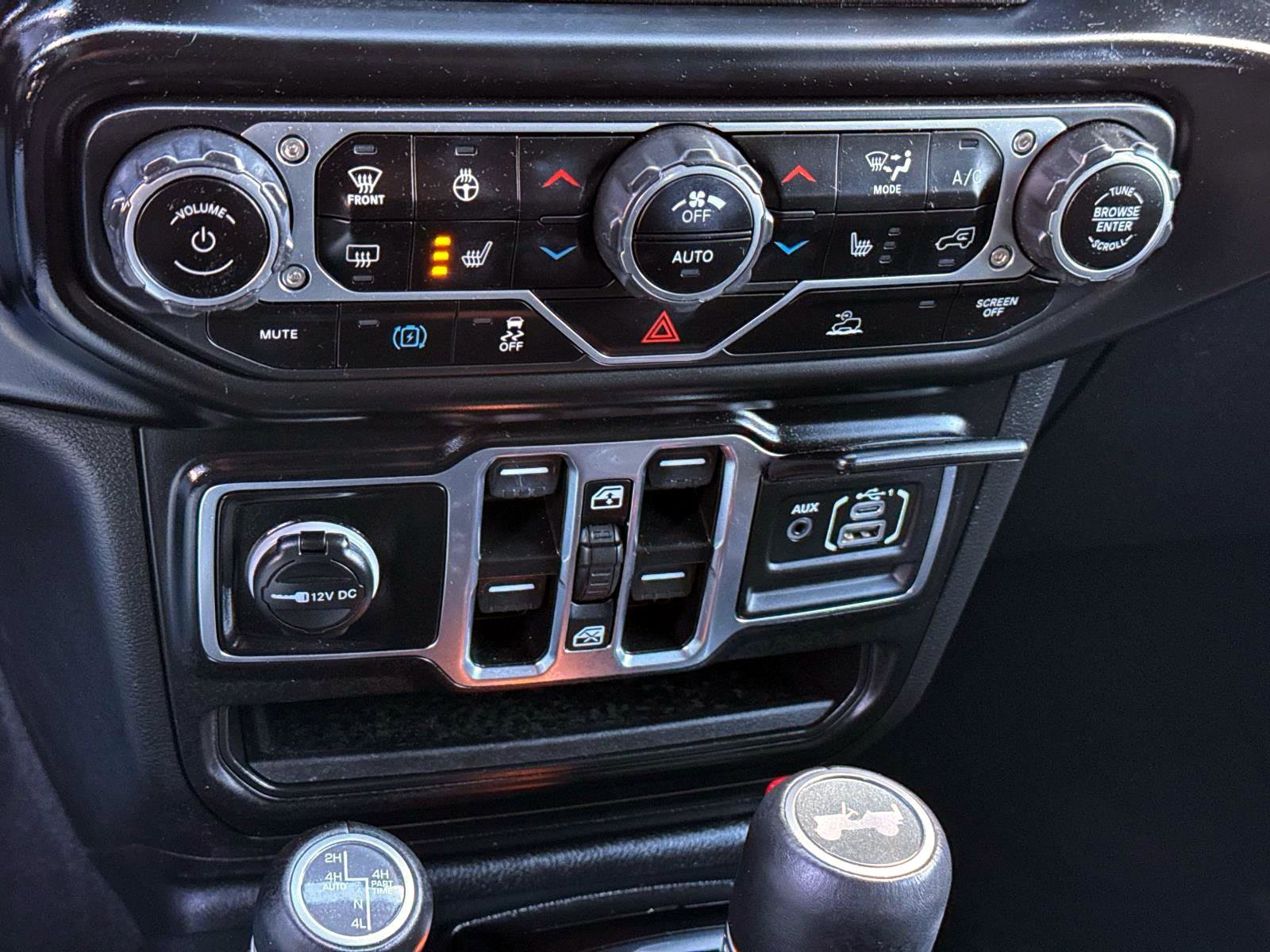 Used 2023 Jeep Wrangler Unlimited Sahara w/ Cold Weather Group image 24