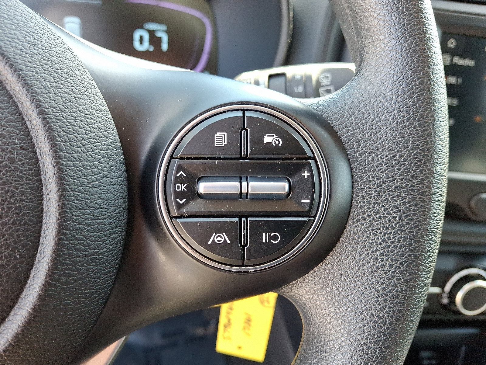 Certified 2025 Kia Soul LX w/ LX Technology Package FWD image 21