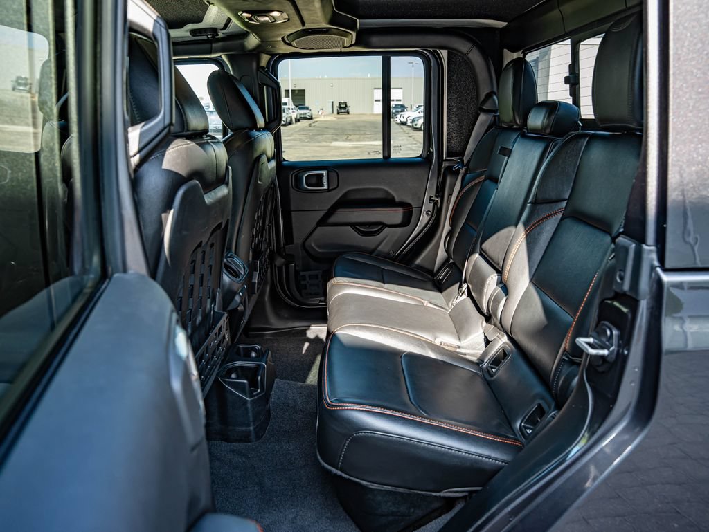Used 2021 Jeep Gladiator Mojave AWD/4WD image 36
