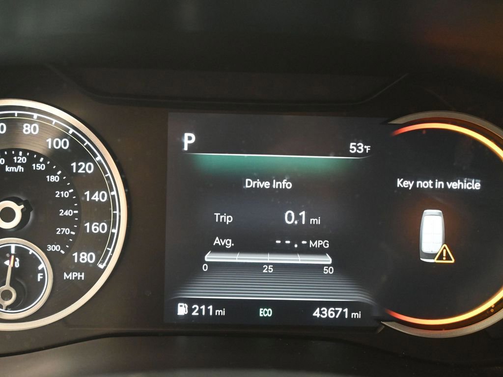 Used 2023 Genesis G70 2.0T w/ Sport Prestige Package image 15