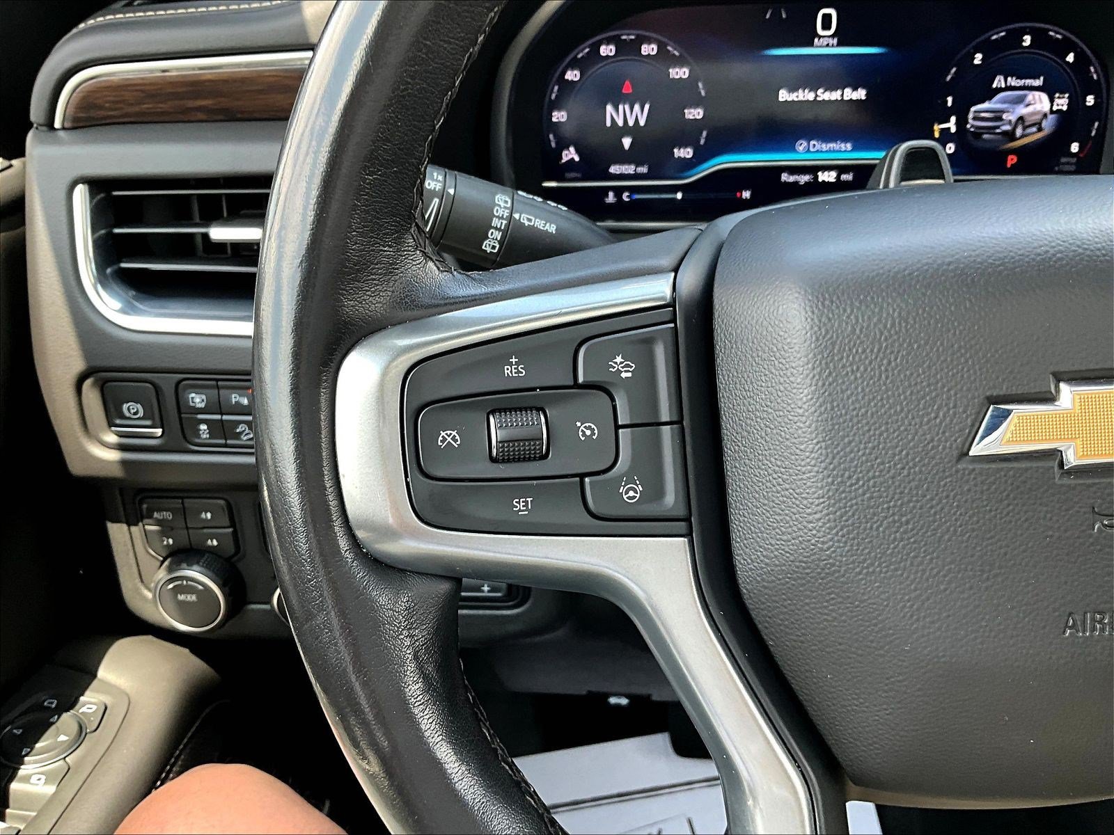 Used 2023 Chevrolet Tahoe Premier w/ Advanced Technology Package AWD/4WD image 11
