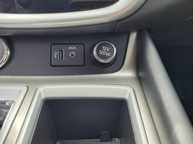 Used 2018 Nissan Murano SV FWD image 32