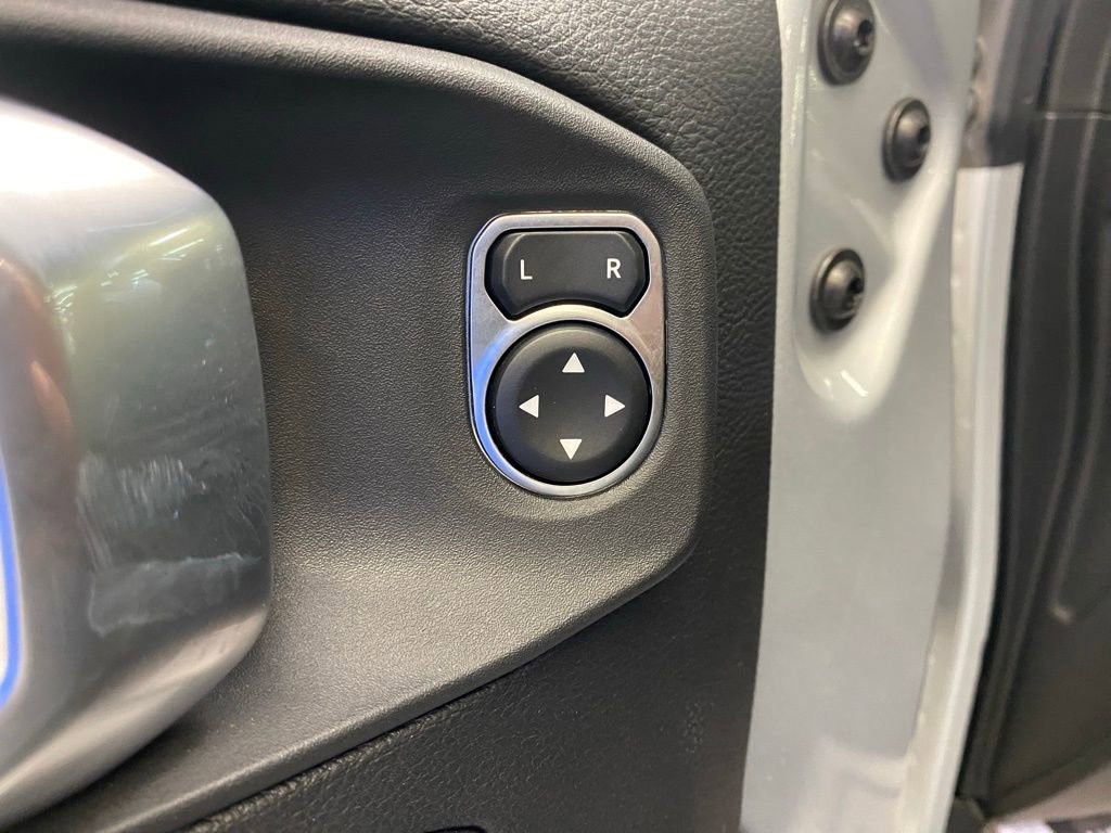 Used 2023 Jeep Wrangler Unlimited Sahara image 23