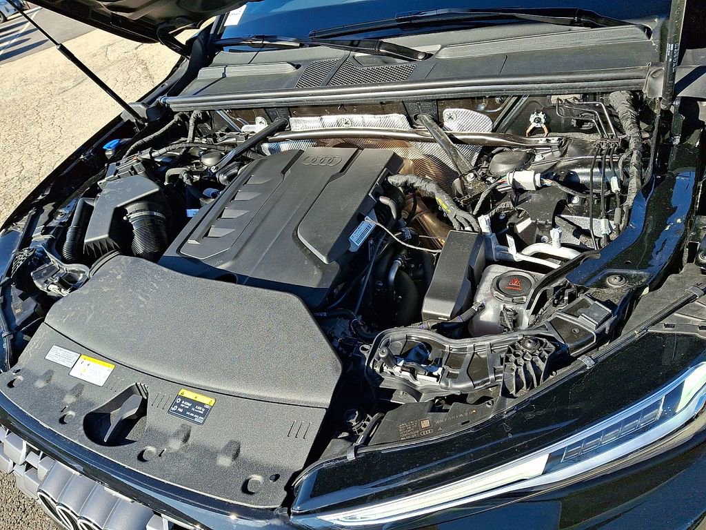 Used 2025 Audi Q5 Premium Plus w/ Premium Plus image 28