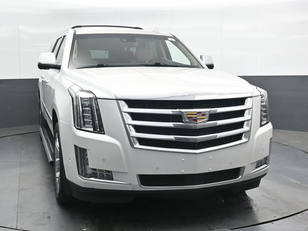 Used 2018 Cadillac Escalade ESV Premium Luxury AWD/4WD image 49